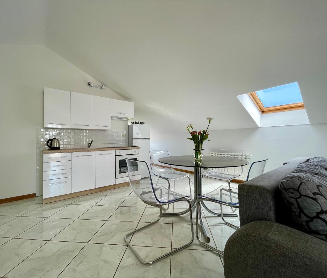 Apartments Maria Umag Buitenkant foto