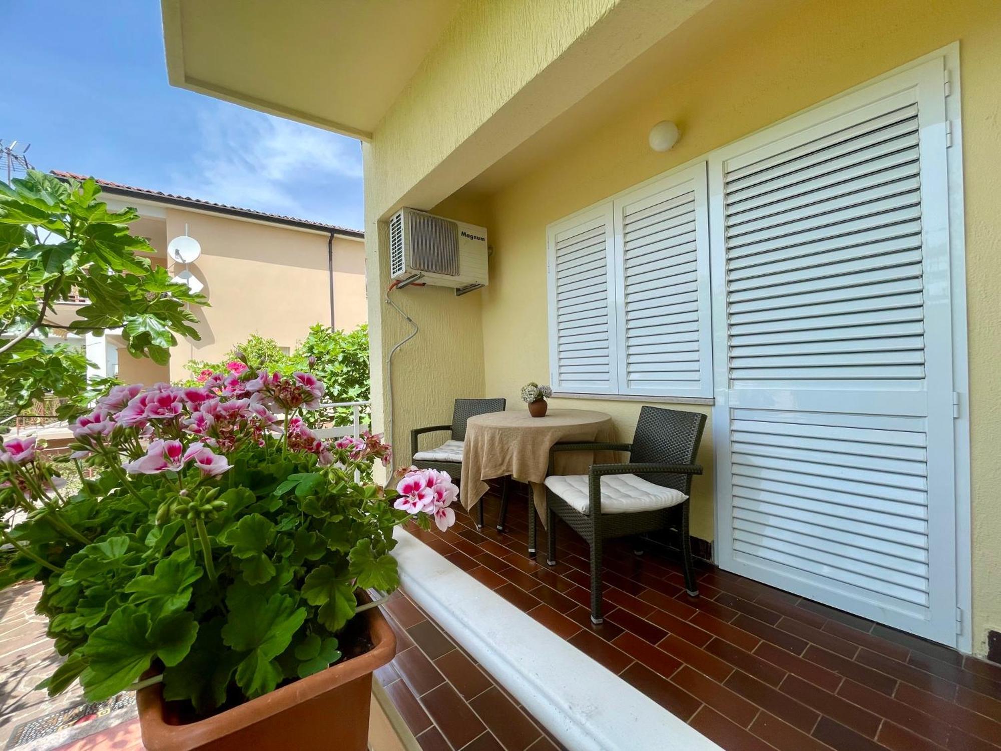 Apartments Maria Umag Buitenkant foto