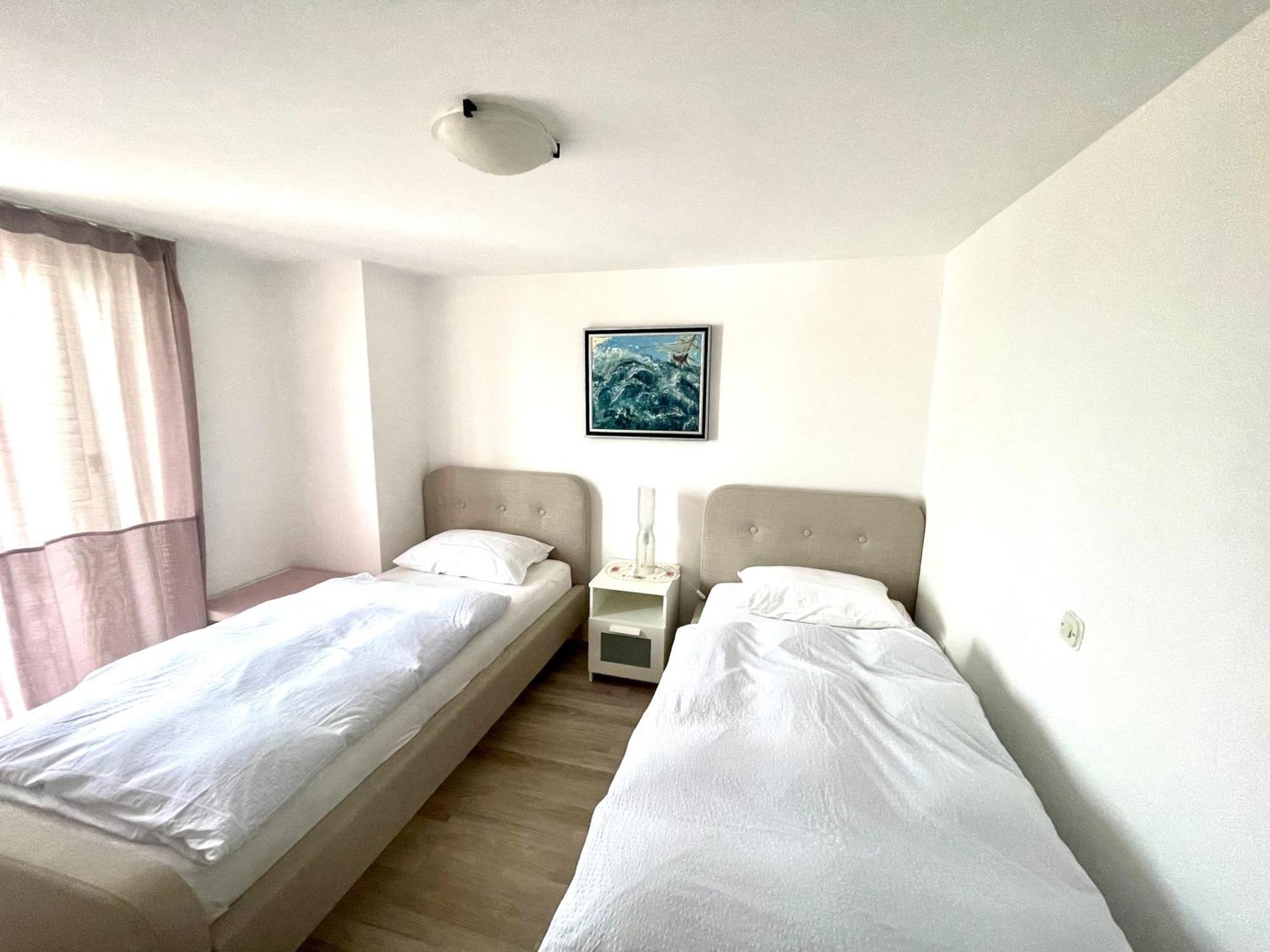 Apartments Maria Umag Buitenkant foto
